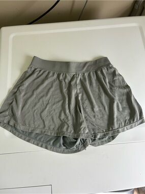 Women’s Ododos shorts